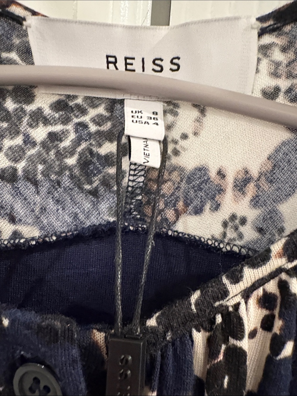 Reiss NWT Antonia printed Jersey Dress. Size 4. Black cream, browns - Picture 4 of 10
